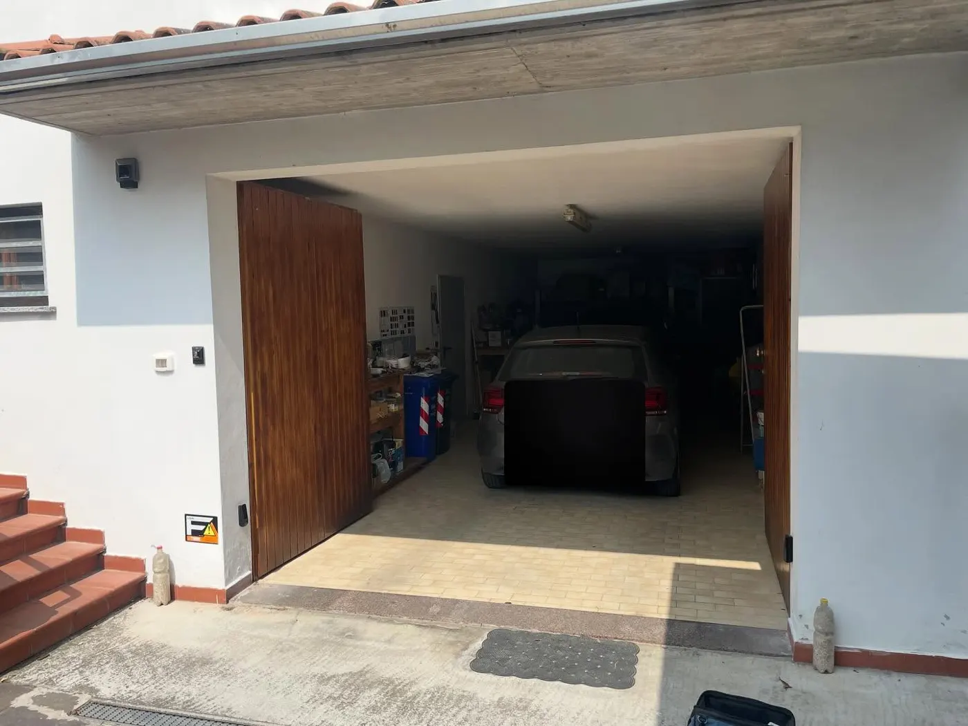 Portone da garage automatizzato in abitazione privata – cancelli automatici San Secondo Parmense